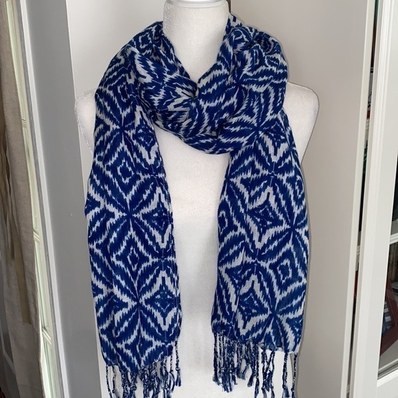 Blue White Ikat Pattern Bohemian Artsy Braided Tassel Warm Scarf Fall - Picture 5 of 17